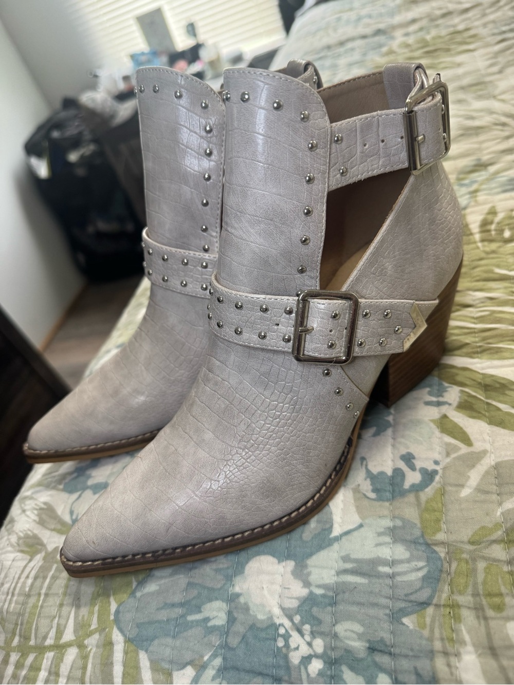 Studded Cutout Ankle Booties in Stone